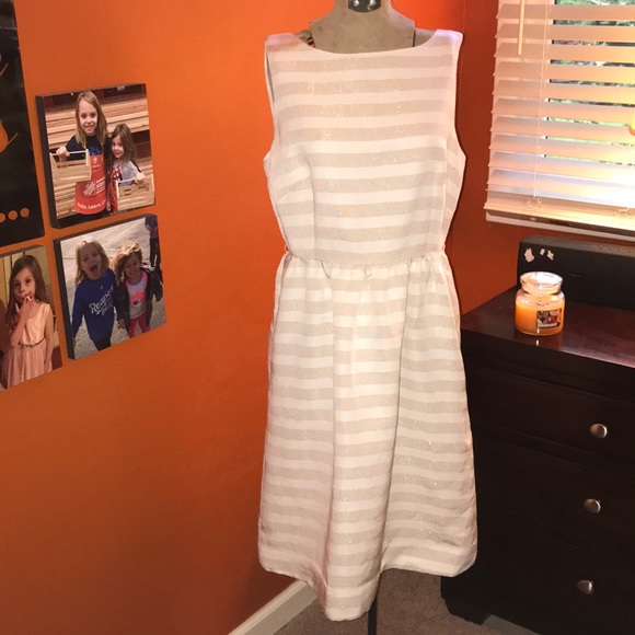 Lilly Pulitzer Dresses & Skirts - Lilly Pulitzer Gold & Cream Striped Dress